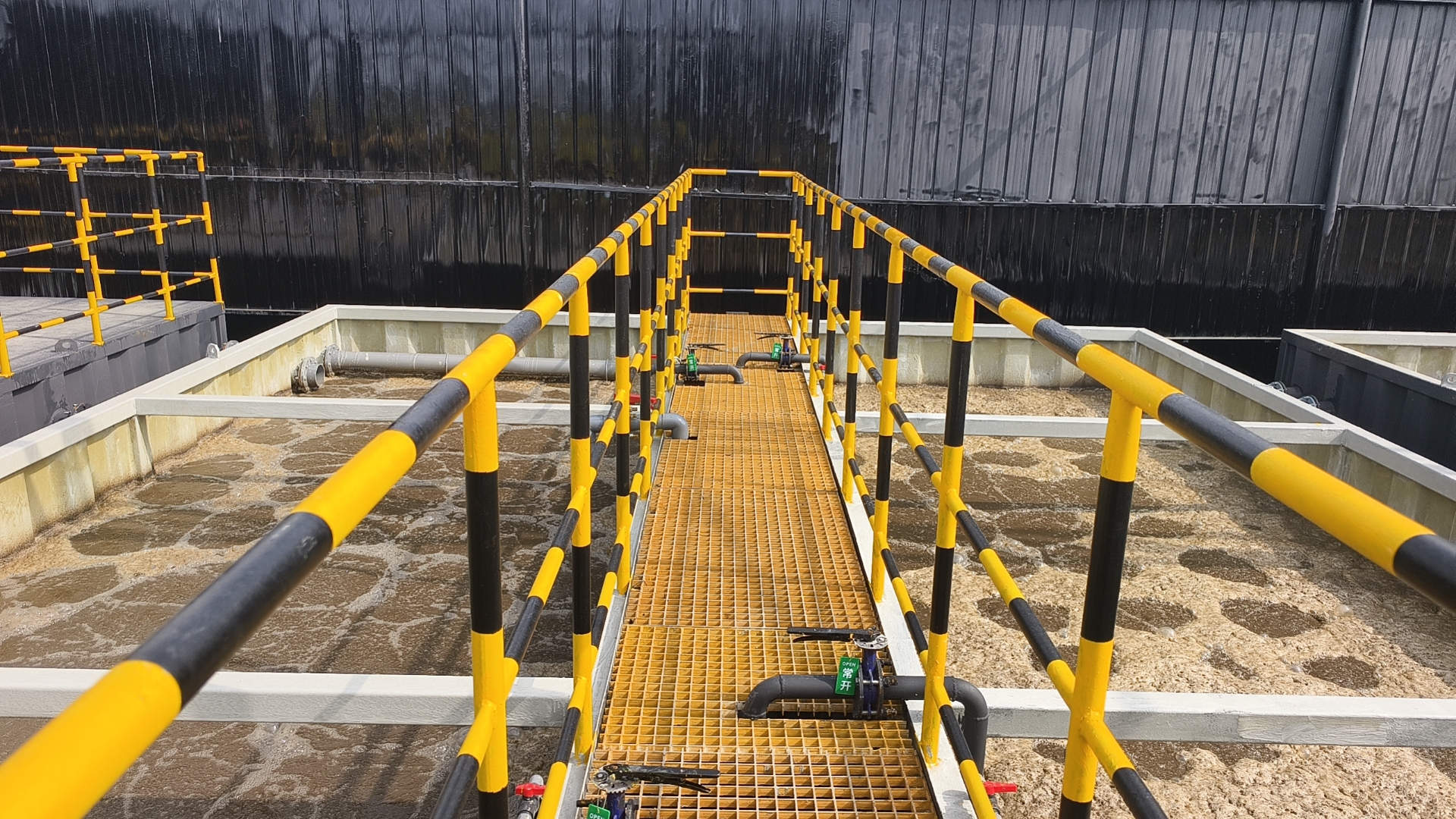 熱烈祝賀成都菌味軒食品有限公司生產廢水處理工程項目順利完工！