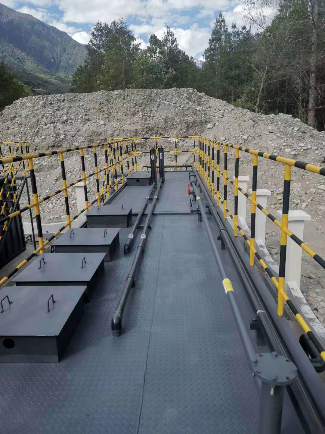 熱烈祝賀由我公司總承包的林芝市墨脫縣格當鄉污水處理工程項目目前順利完工